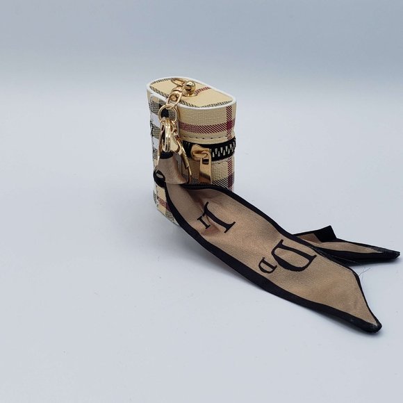 Earbuds Protective Case Cover NWOT - Picture 2 of 5